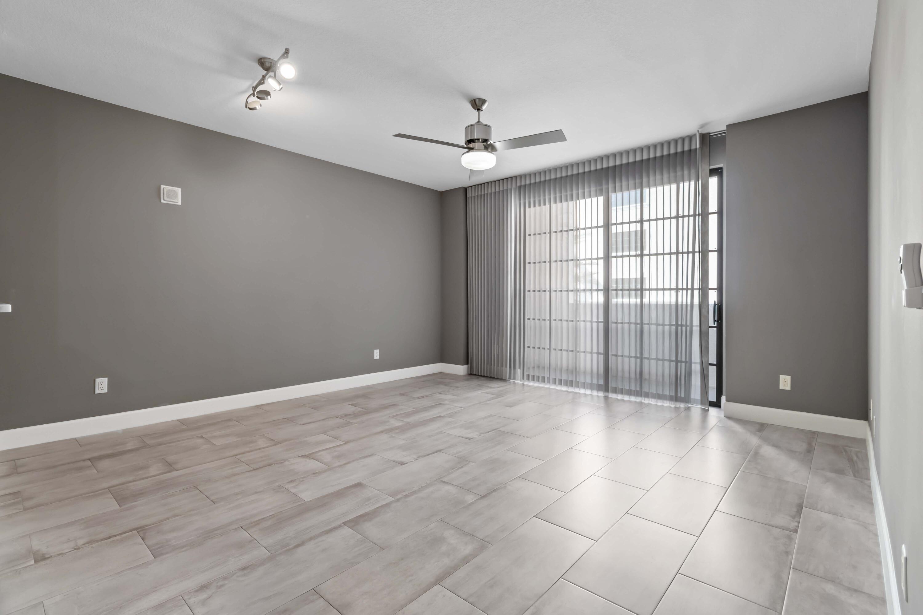 233 South Federal Highway, Unit 316 Boca Raton, FL 33432 - Photo 8 of 20 002