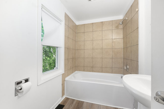 123 Riley Avenue Lockport, IL 60441 - Photo 12 of 15 Gallery Image 12