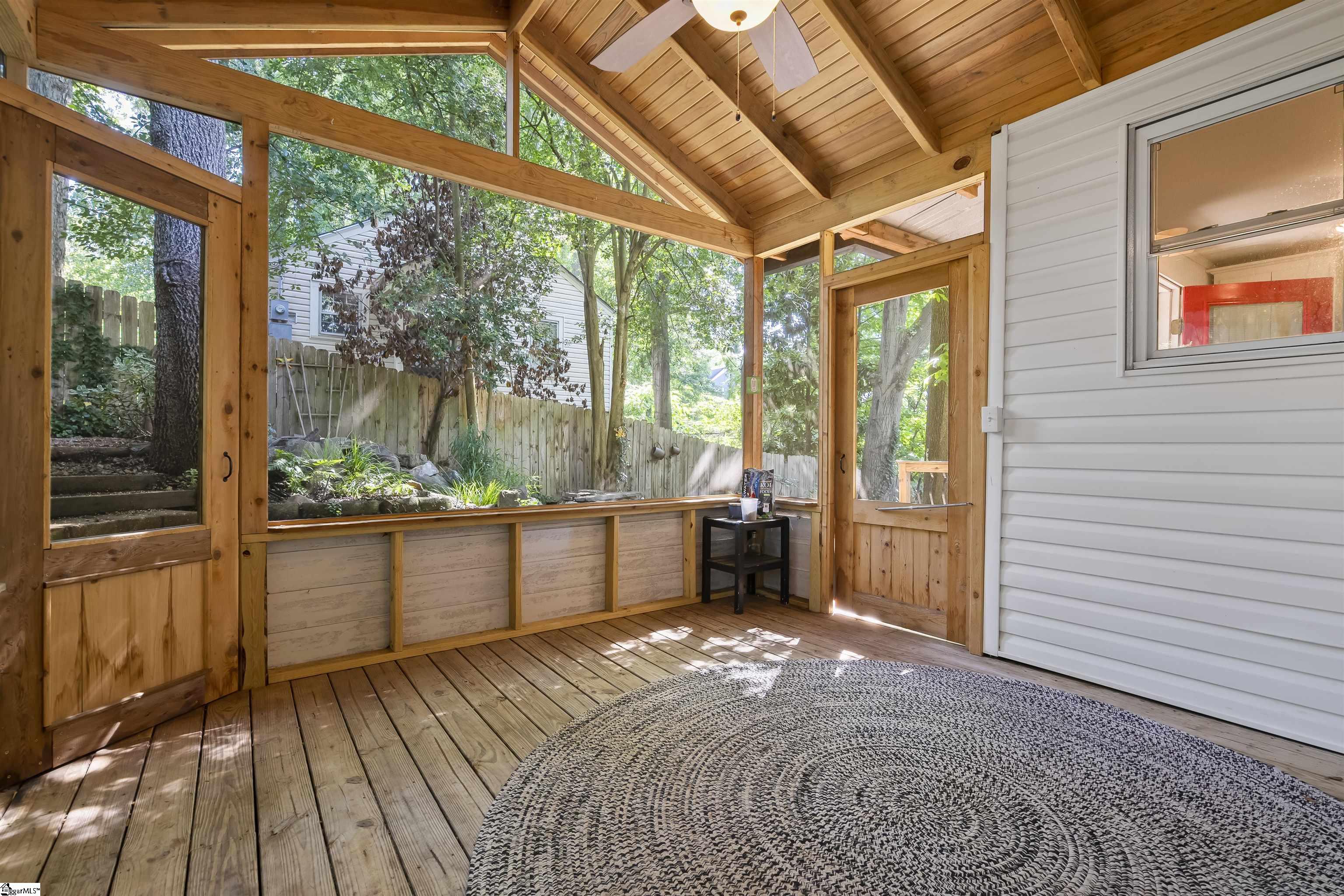 109 Lowndes Hill Road Greenville, SC 29607 - Photo 2 of 29