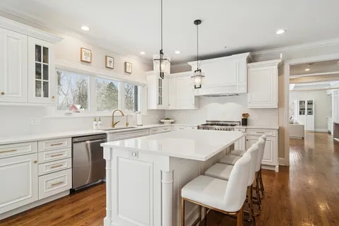 $1,149,000 | 1773 Andrew Court, Long Grove, IL 60047