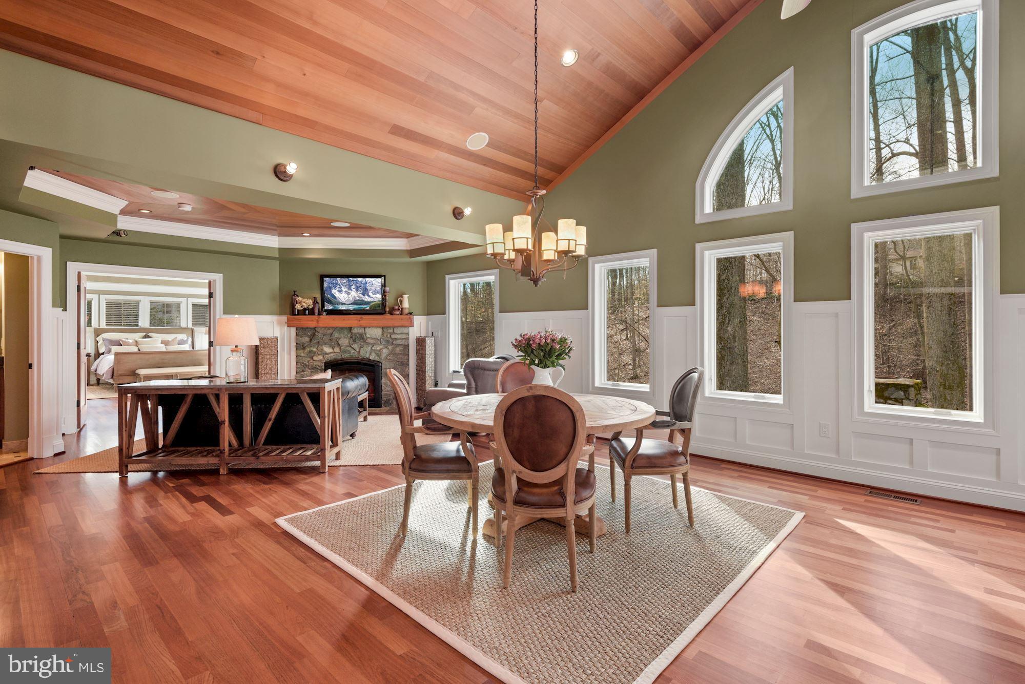8210 Kingsgate Road Potomac, MD 20854 - Photo 4 of 44