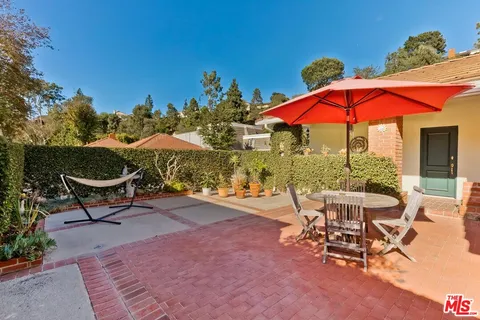 $2,195,000 | 17173 Avenida De Santa Ynez, Pacific Palisades, CA 90272