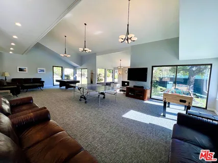 $2,195,000 | 17173 Avenida De Santa Ynez, Pacific Palisades, CA 90272