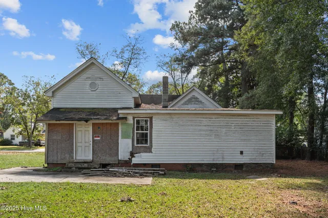 $55,000 | 204 West Green Street, Robersonville, NC 27871