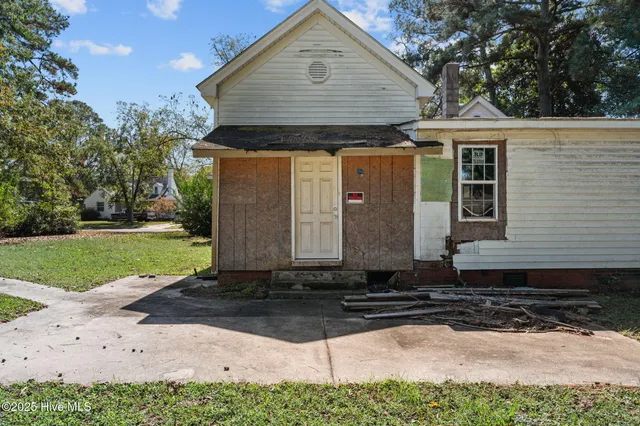 $55,000 | 204 West Green Street, Robersonville, NC 27871