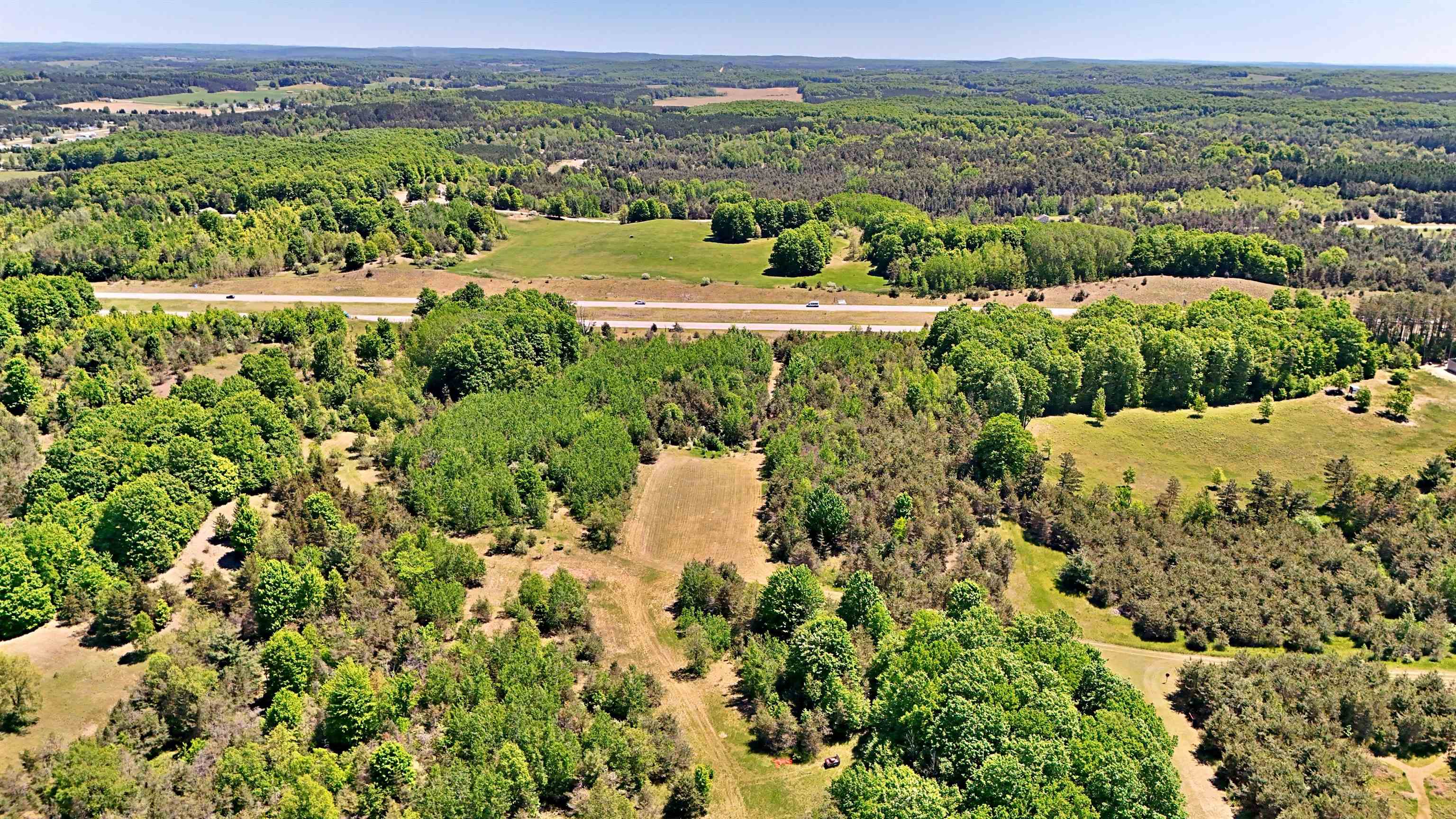 18 East 1/2 Road Manton, MI 49663 - Photo 4 of 24