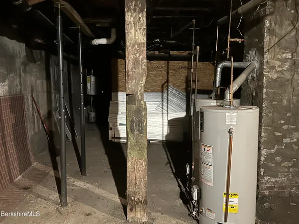 $680,000 | 301-309 Fenn Street, Pittsfield, MA 01201