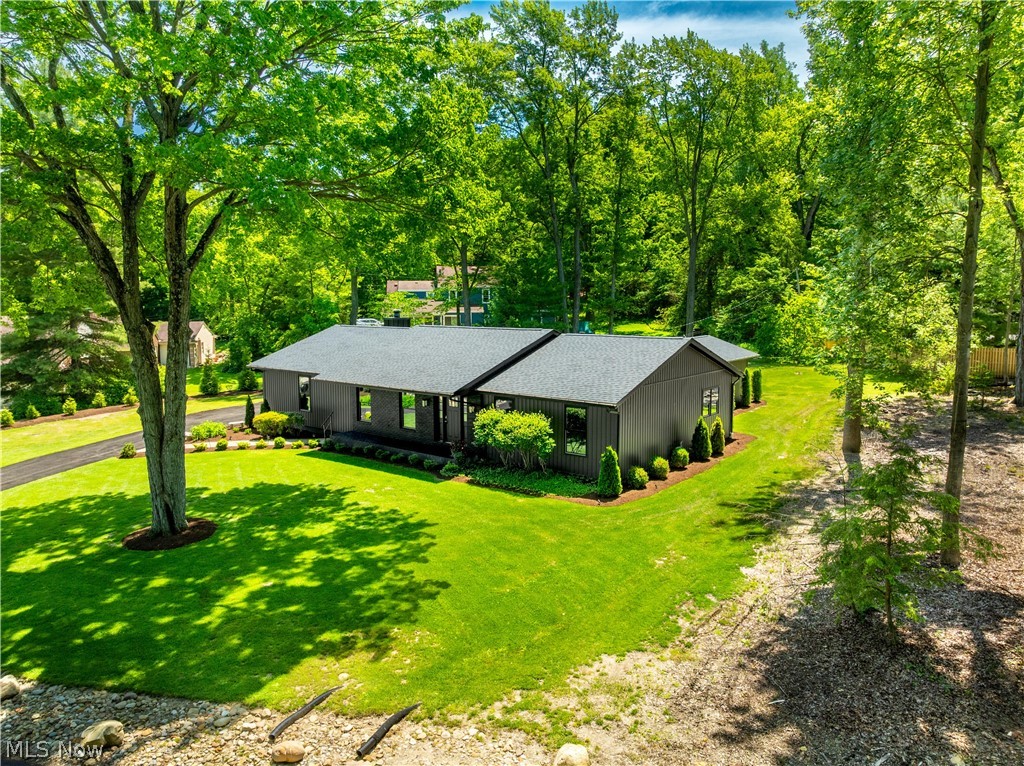 45 Hampshire Road Akron, OH 44313 - Photo 5 of 48