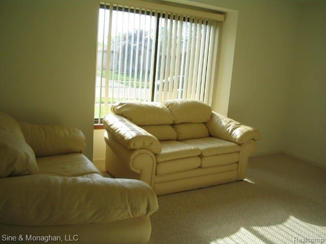 921 Milverton Road Troy, MI 48083 - Photo 6 of 11 Bedroom_2 Milverton.JPG