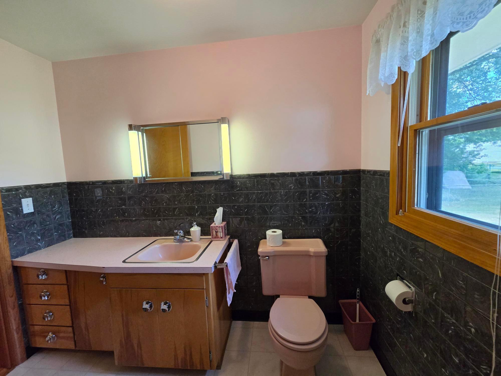 2202 Windsor Road Albert Lea, MN 56007 - Photo 19 of 44