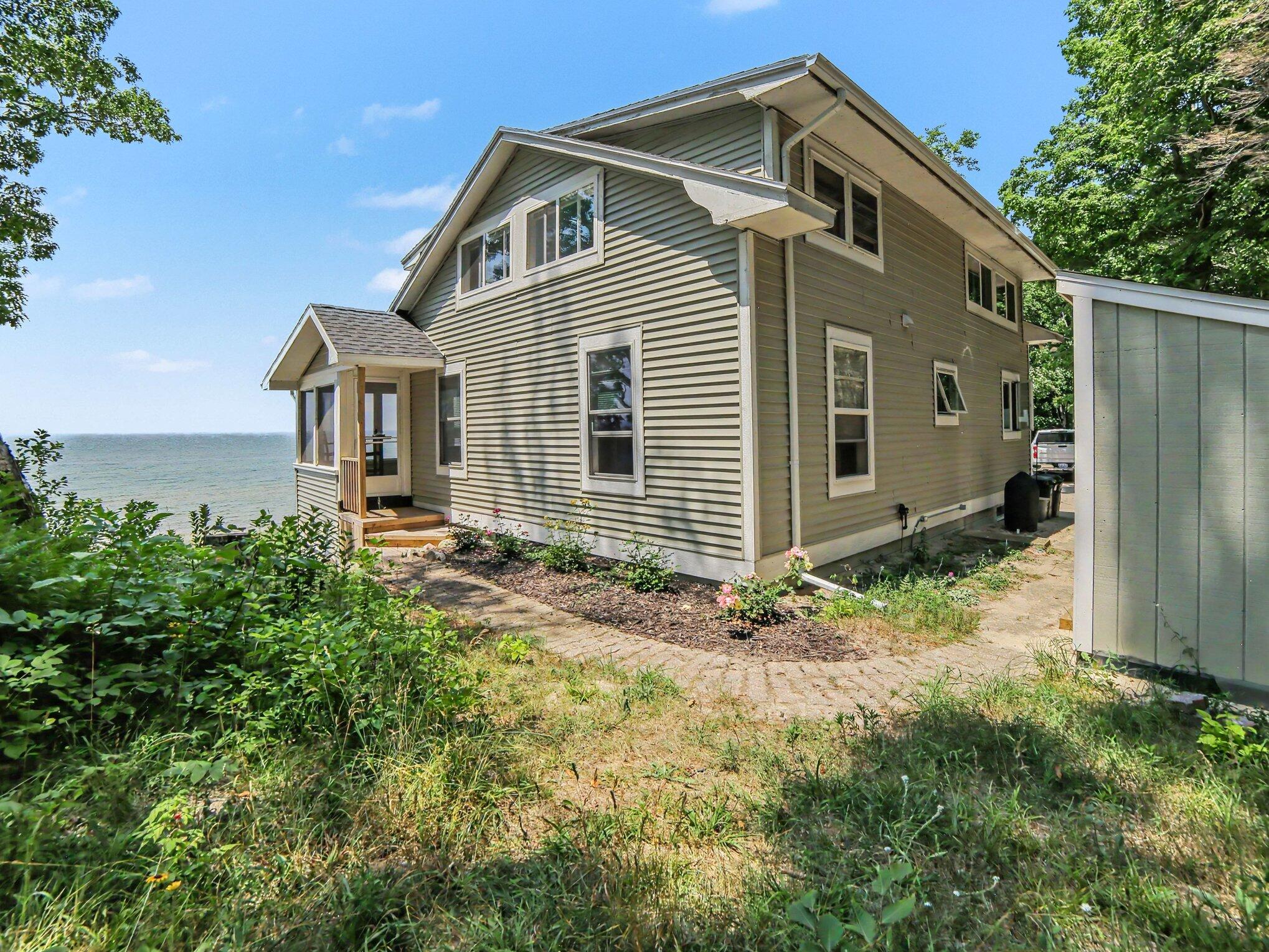 11775 South Valley Road Montague, MI 49437 - Photo 27 of 39 030_file_9178