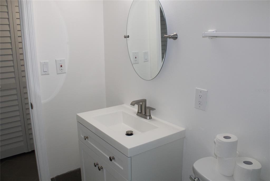 7701 Starkey Road, Unit 711 Seminole, FL 33777 - Photo 12 of 26