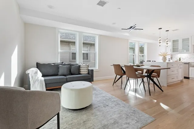 $795,000 | 157 Boston Avenue, Unit 2, Somerville, MA 02144