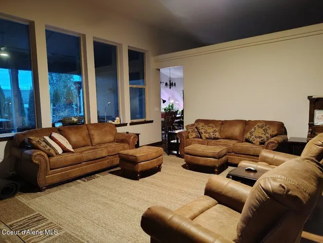 $739,900 | 7970 North Darlena Loop, Coeur D'Alene, ID 83815