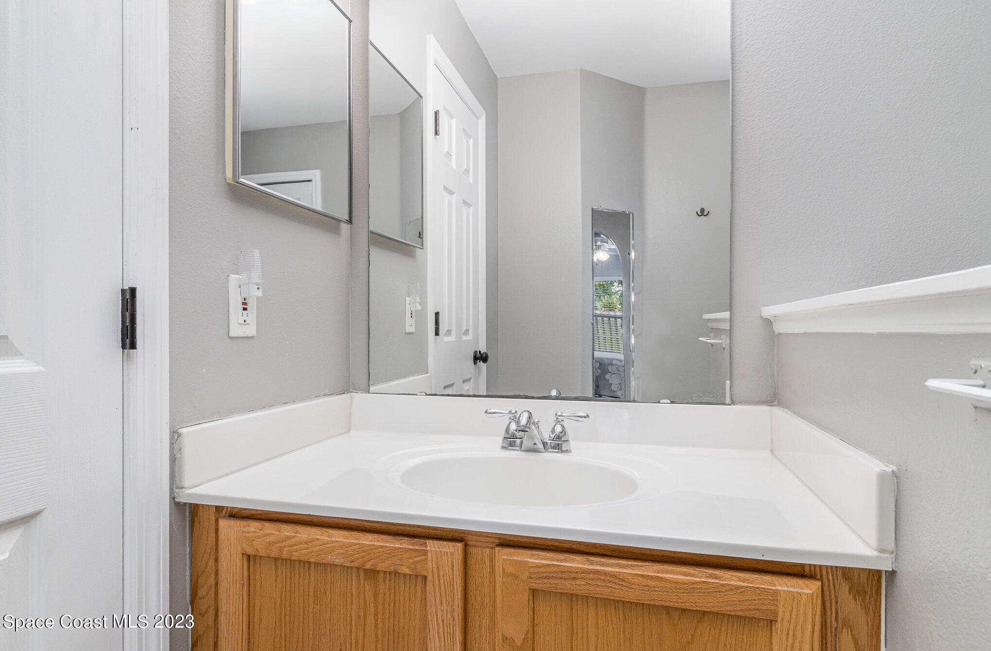 2136 Spring Creek Circle Palm Bay, FL 32905 - Photo 12 of 24 012_img_2055-edit