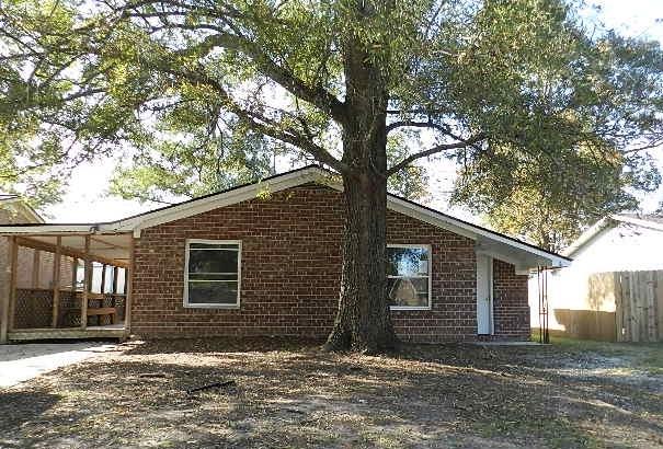 5 Ferncliff Way Goose Creek, SC 29445 - Photo 1 of 6 DSCN3506