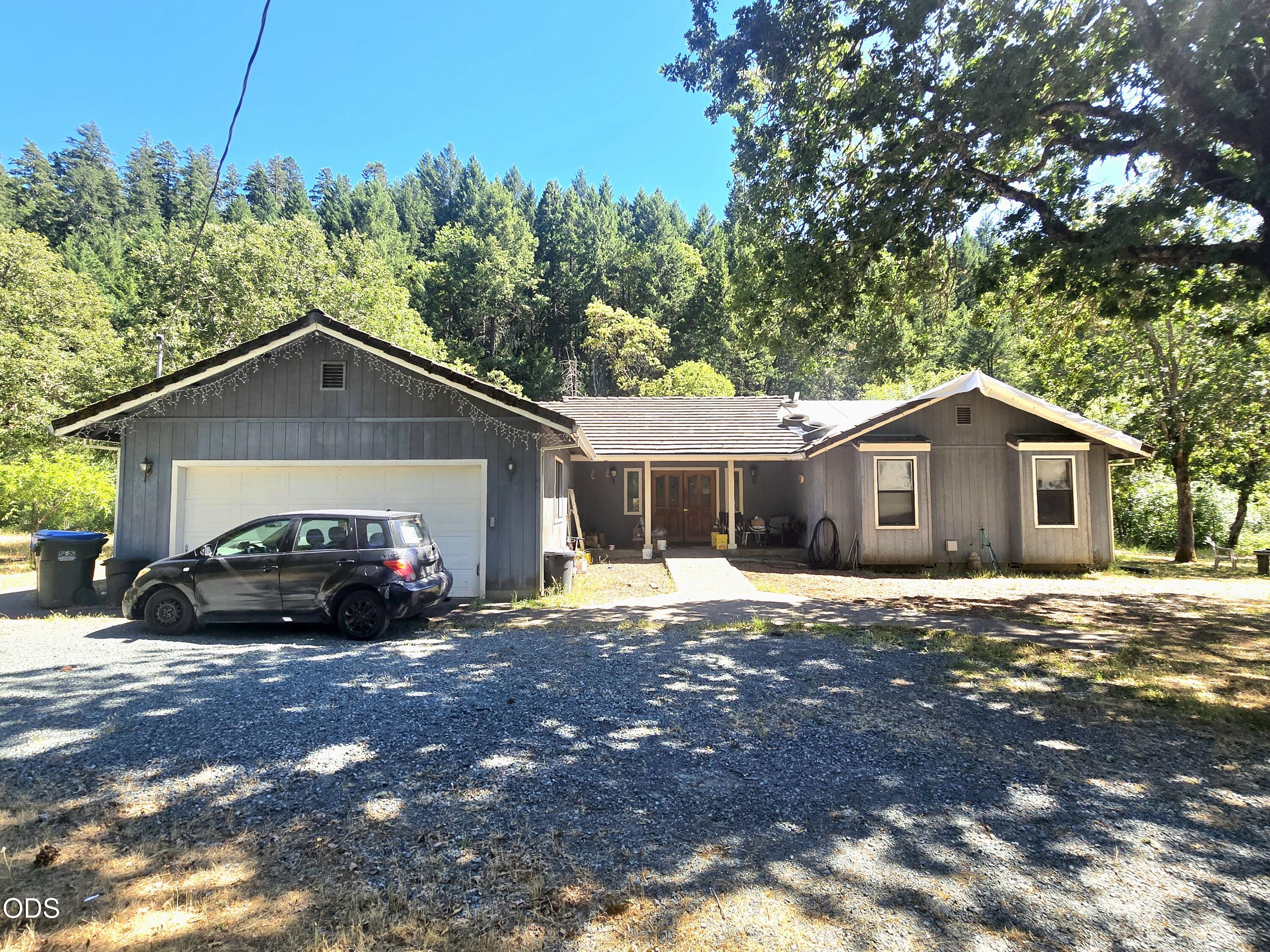 3901 Placer Road Wolf Creek, OR 97497 - Photo 9 of 52