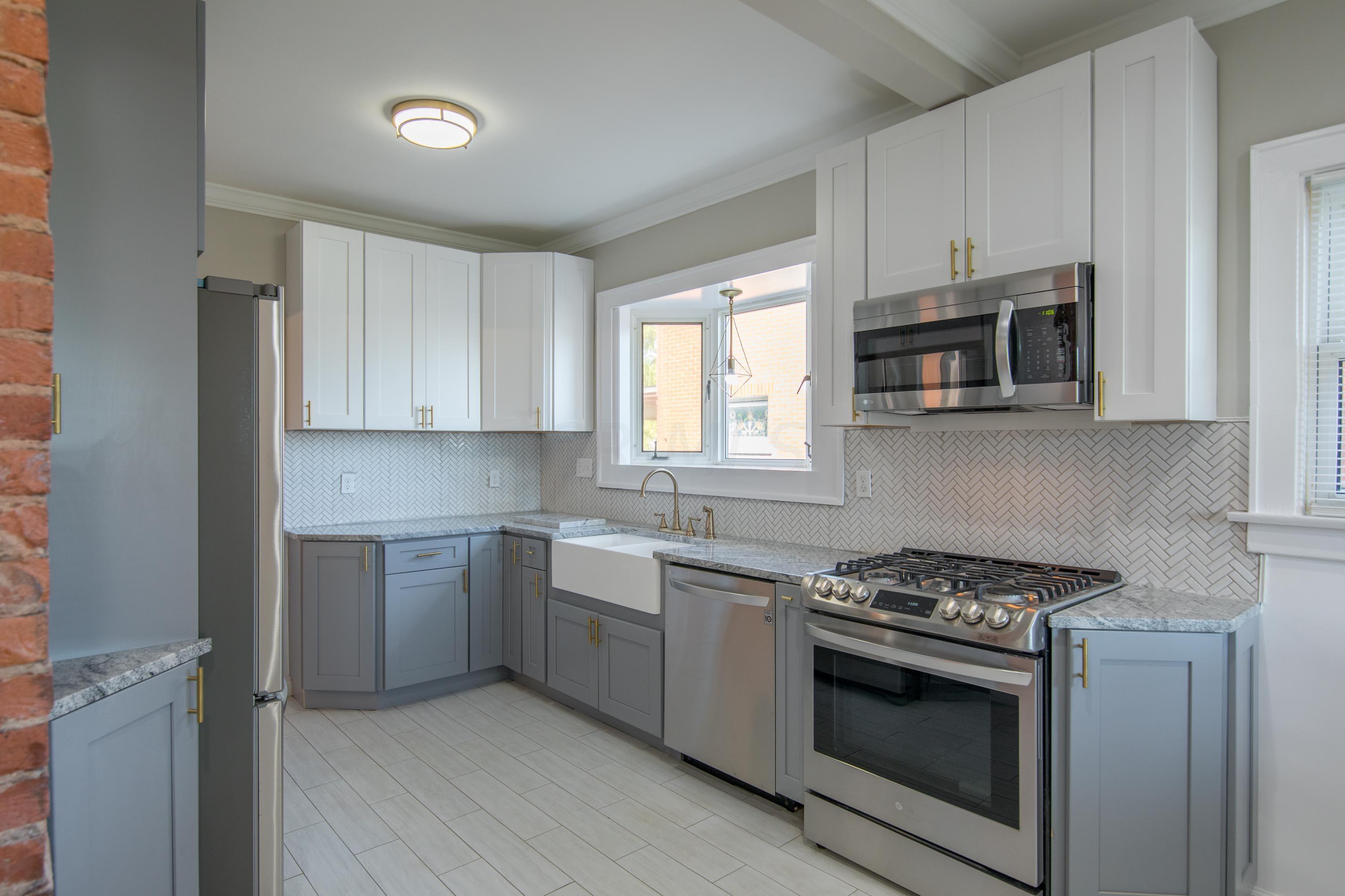 88 South Roys Avenue Columbus, OH 43204 - Photo 16 of 49