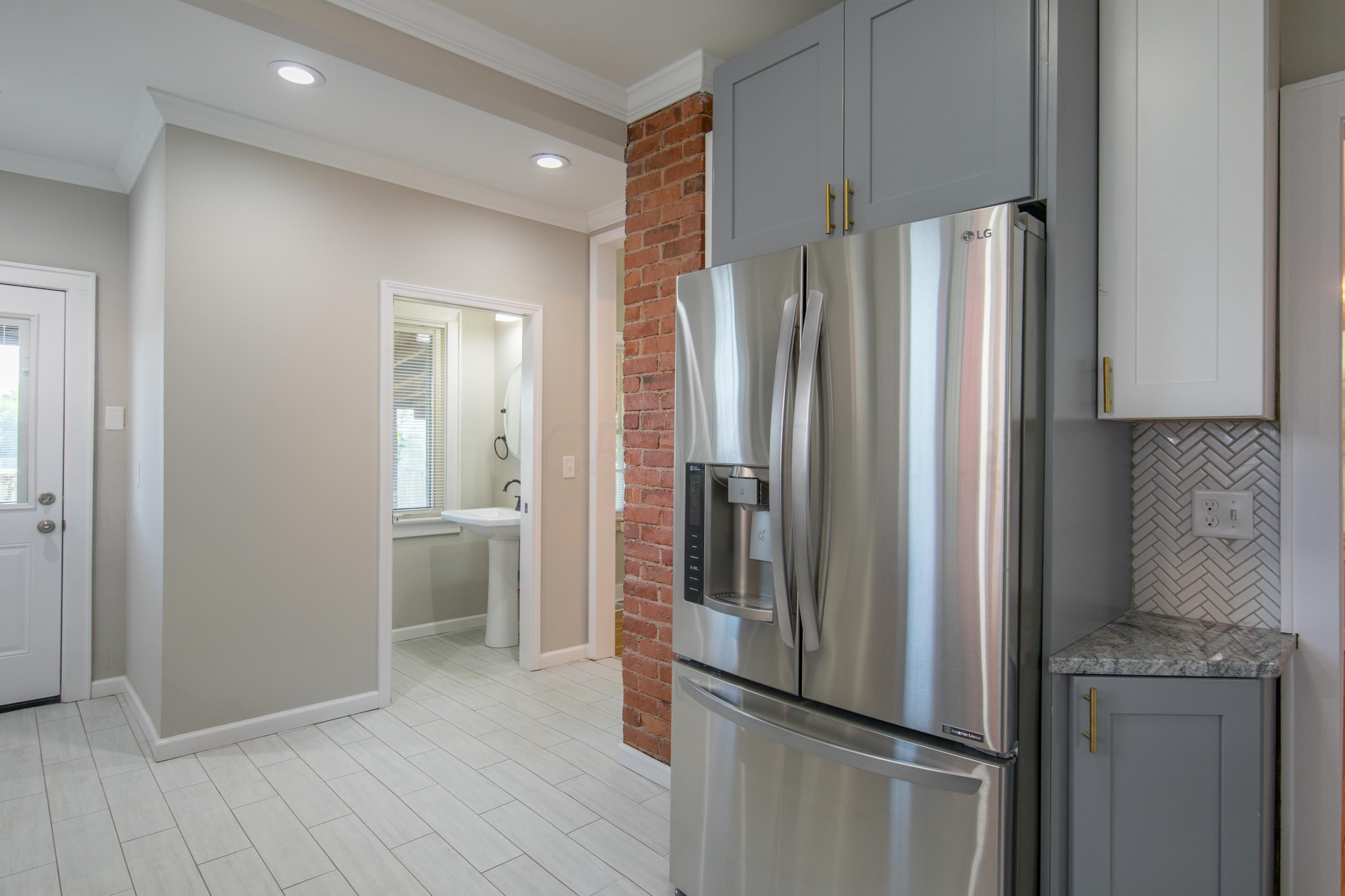 88 South Roys Avenue Columbus, OH 43204 - Photo 22 of 49