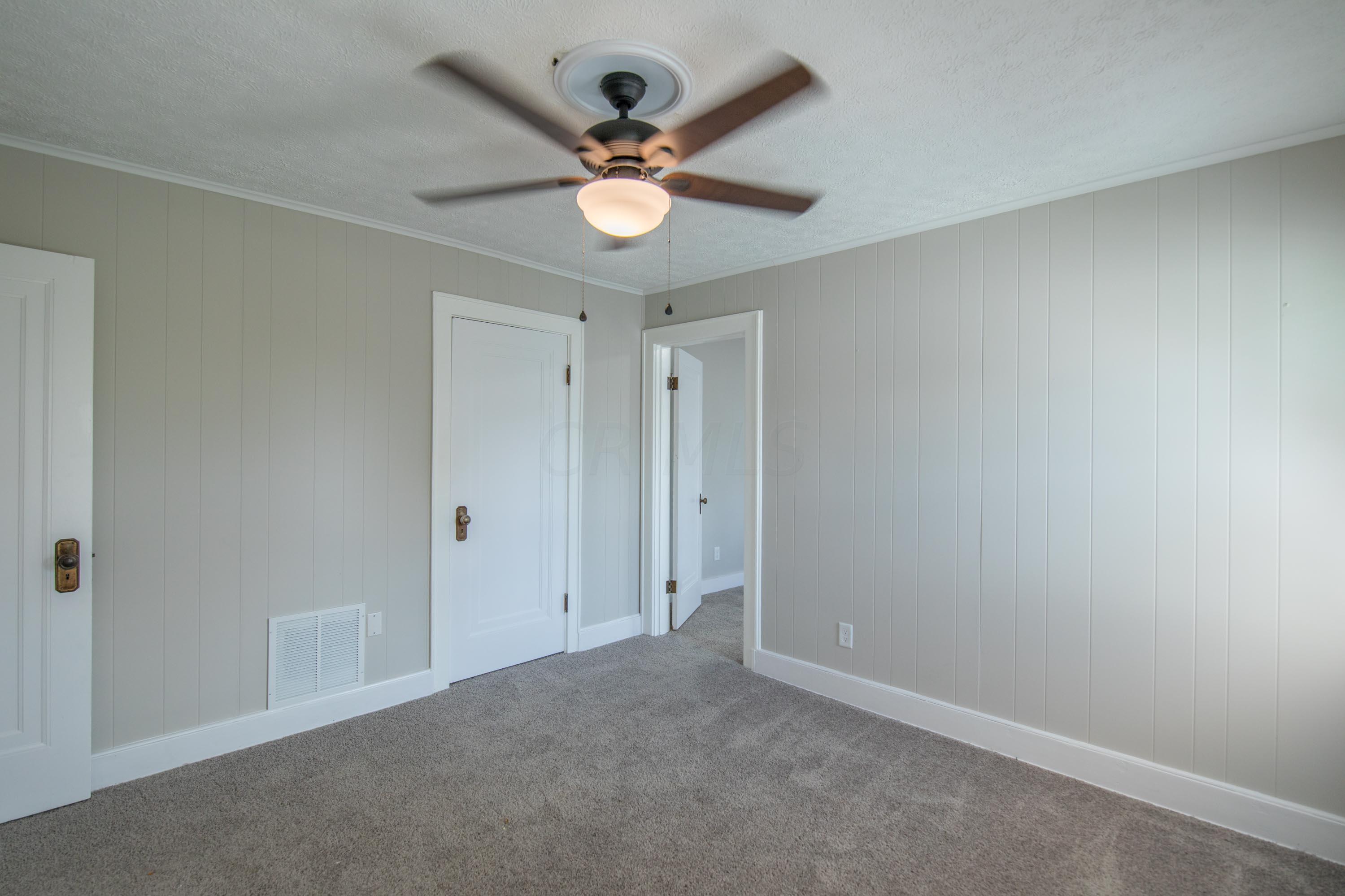 88 South Roys Avenue Columbus, OH 43204 - Photo 39 of 49