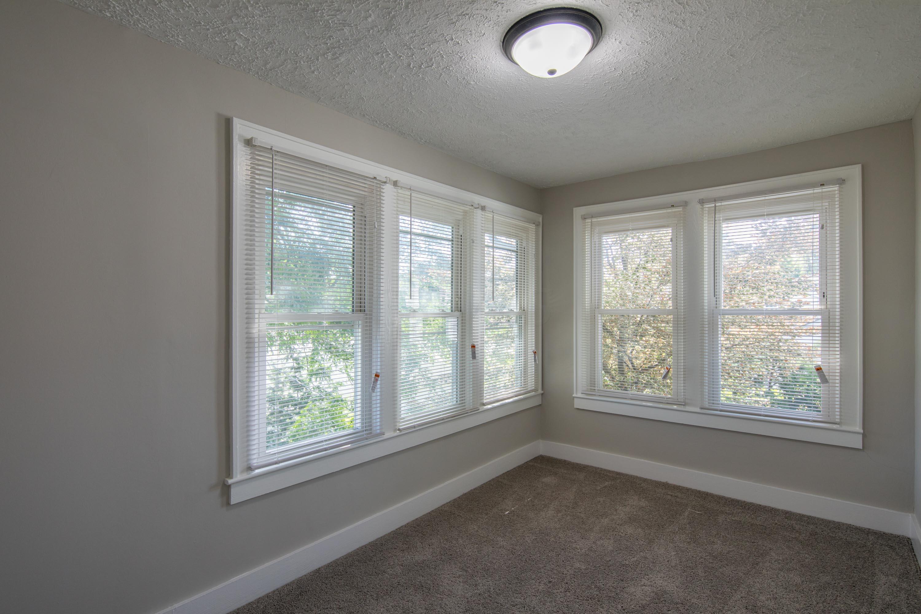 88 South Roys Avenue Columbus, OH 43204 - Photo 41 of 49