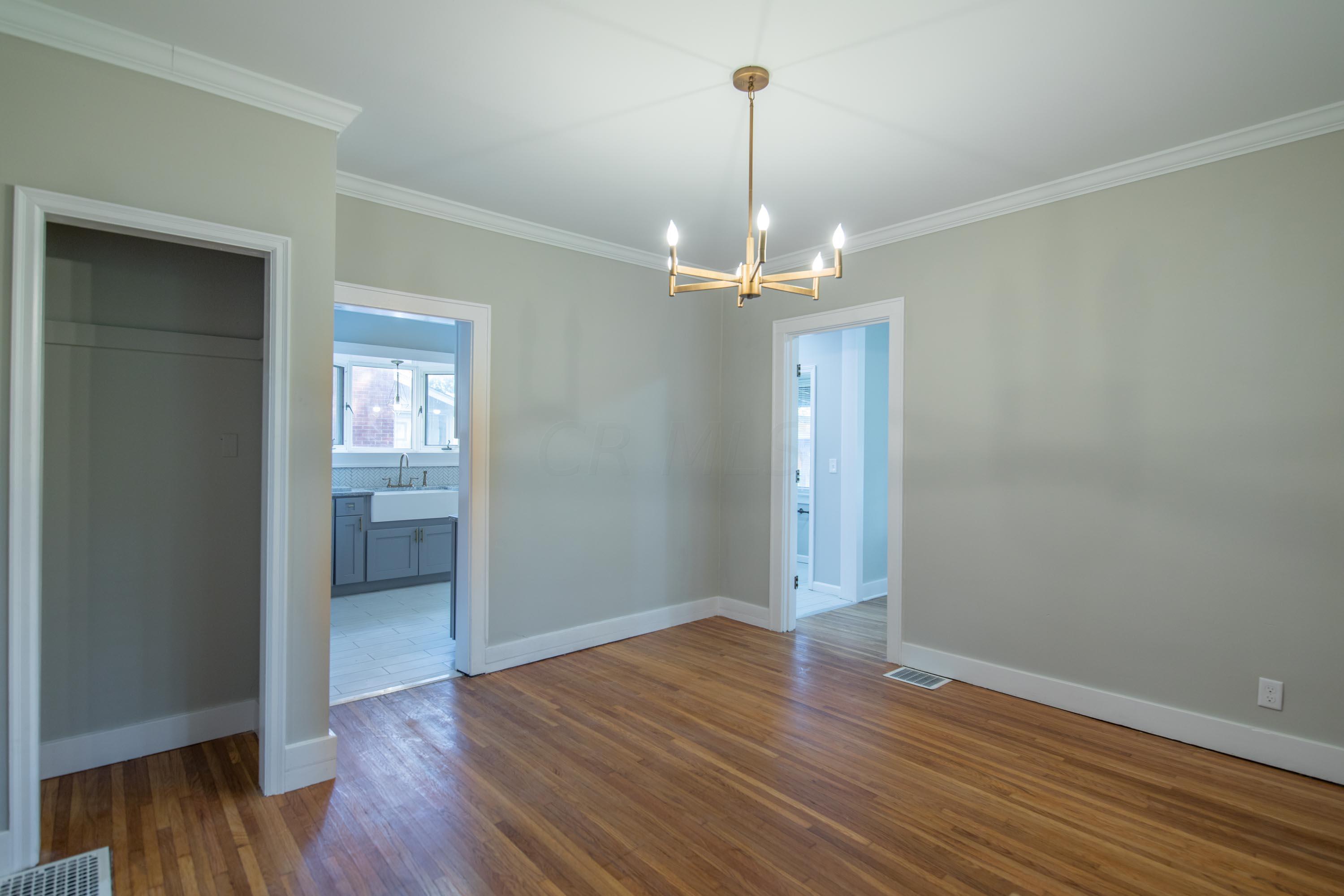 88 South Roys Avenue Columbus, OH 43204 - Photo 9 of 49