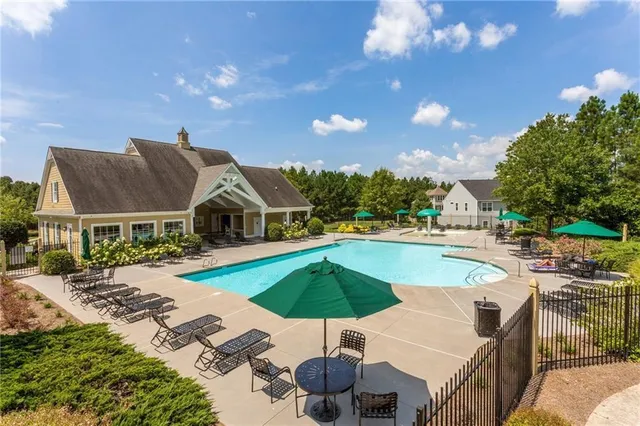 $399,900 | 204 Village Overlook, Unit J2, Canton, GA 30114
