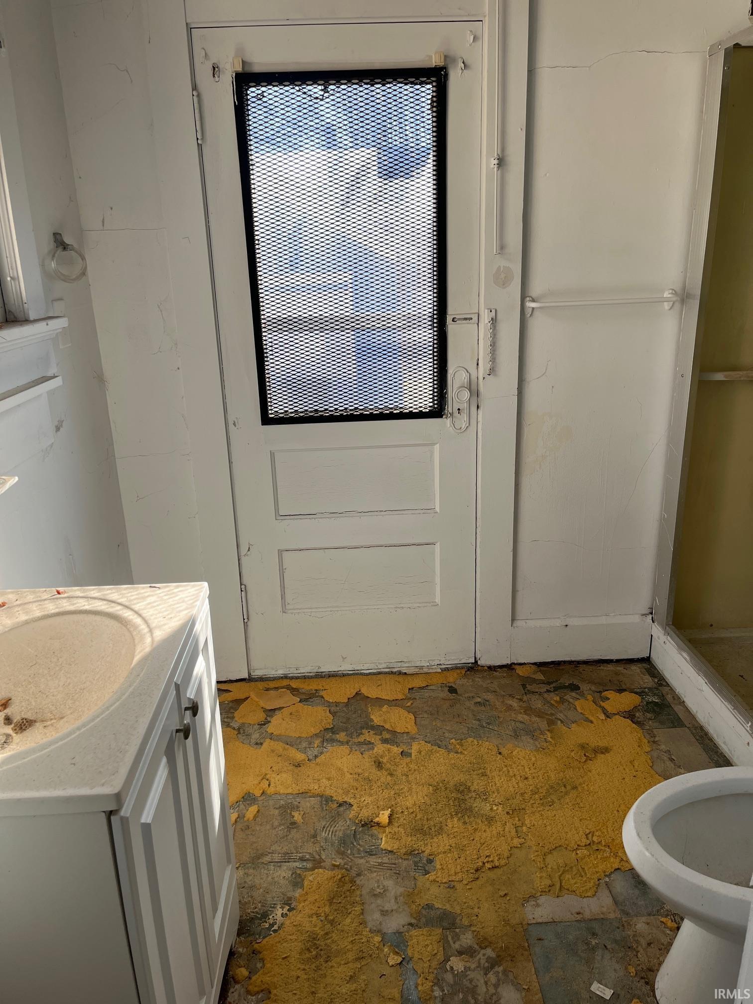 831 East Gum Street Evansville, IN 47713 - Photo 11 of 17