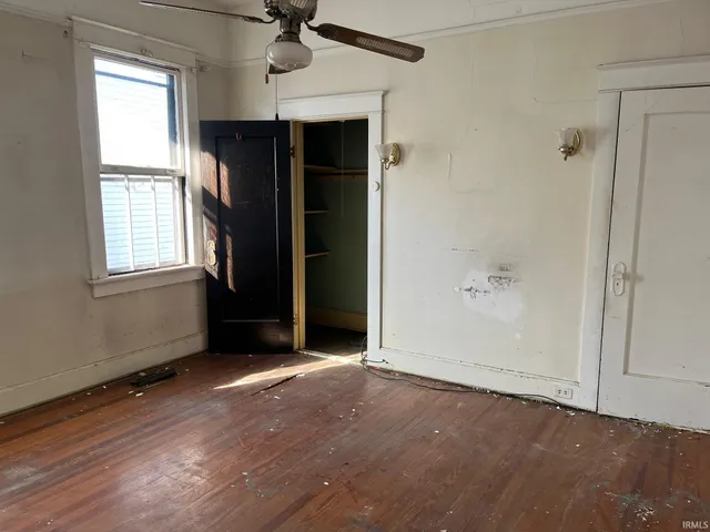 $69,900 | 831 East Gum Street, Evansville, IN 47713