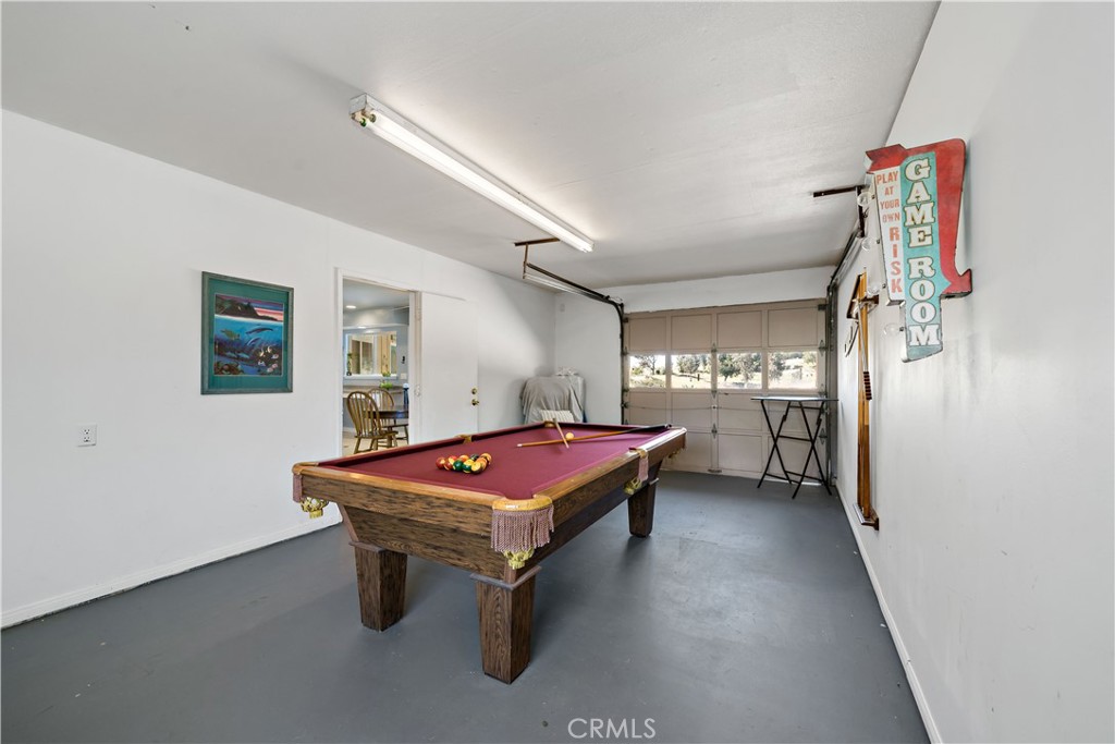 39980 Vía Fernando Temecula, CA 92592 - Photo 43 of 73 Garage Game Room