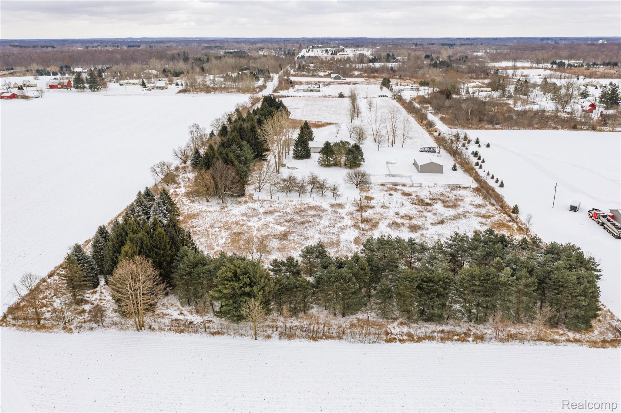 4489 North Oak Road Davison, MI 48423 - Photo 41 of 42 4489 N Oak Rd-42.jpg