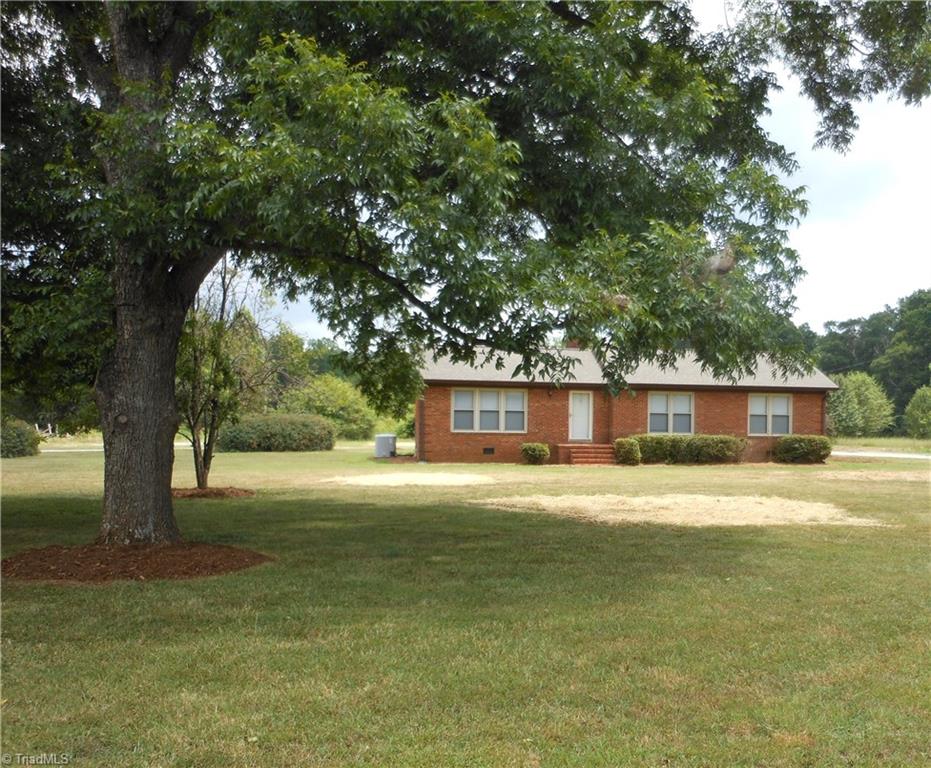 6745 Coltrane Mill Road Greensboro, NC 27406 - Photo 2 of 42