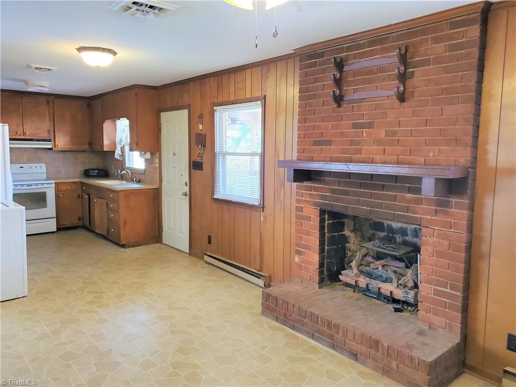 6745 Coltrane Mill Road Greensboro, NC 27406 - Photo 11 of 42
