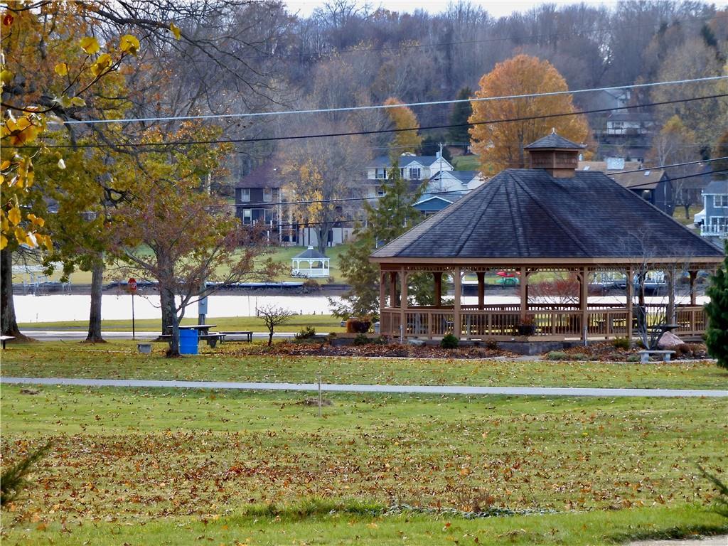 407 Oneida Trail Mercer, PA 16137 - Photo 22 of 25 a front view of building with outdoor space