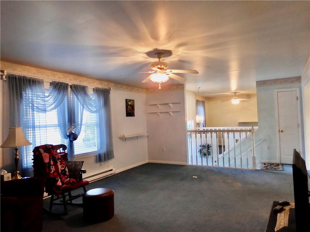 407 Oneida Trail Mercer, PA 16137 - Photo 4 of 25 a view of a livingroom with furniture