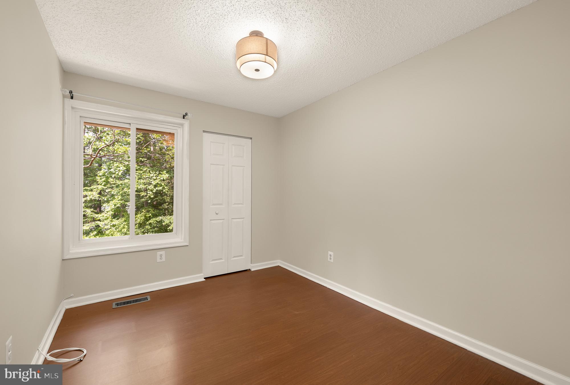 2240 Southgate Square Reston, VA 20191 - Photo 14 of 19