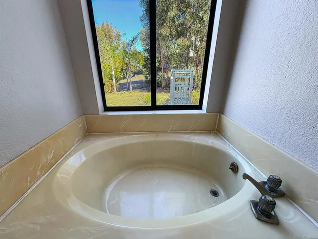 $1,260,000 | 1521 Kimberly Woods Drive, El Cajon, CA 92020