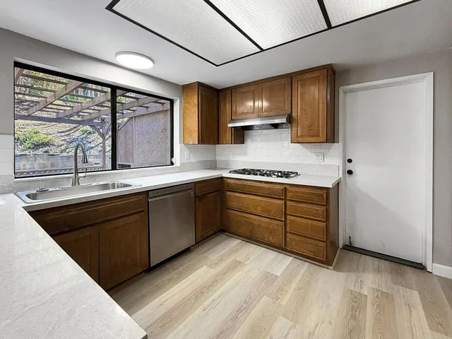 $1,260,000 | 1521 Kimberly Woods Drive, El Cajon, CA 92020