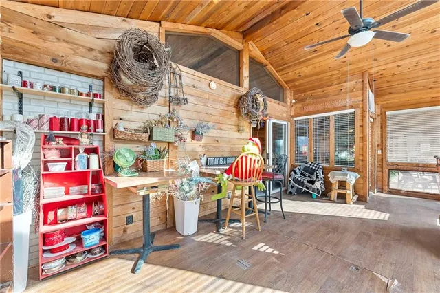 $515,000 | 8046 Southpoint Drive, Camden, MO 64017