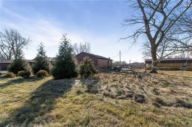 $515,000 | 8046 Southpoint Drive, Camden, MO 64017