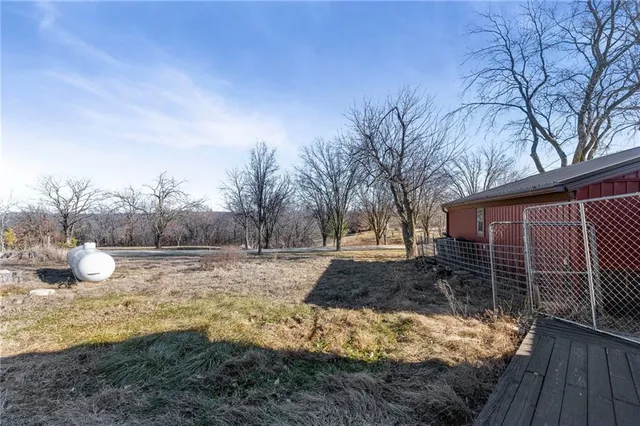 $515,000 | 8046 Southpoint Drive, Camden, MO 64017