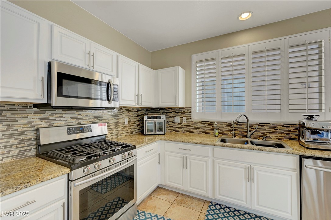 185 Oella Ridge Court Henderson, NV 89012 - Photo 15 of 48