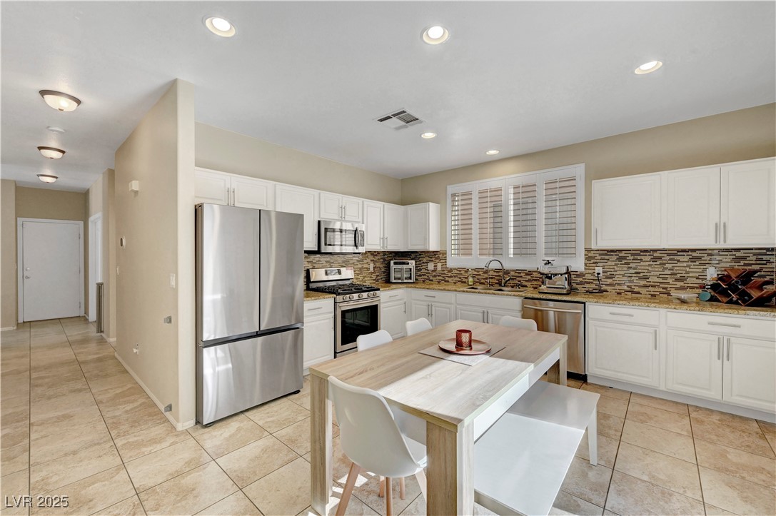 185 Oella Ridge Court Henderson, NV 89012 - Photo 17 of 48