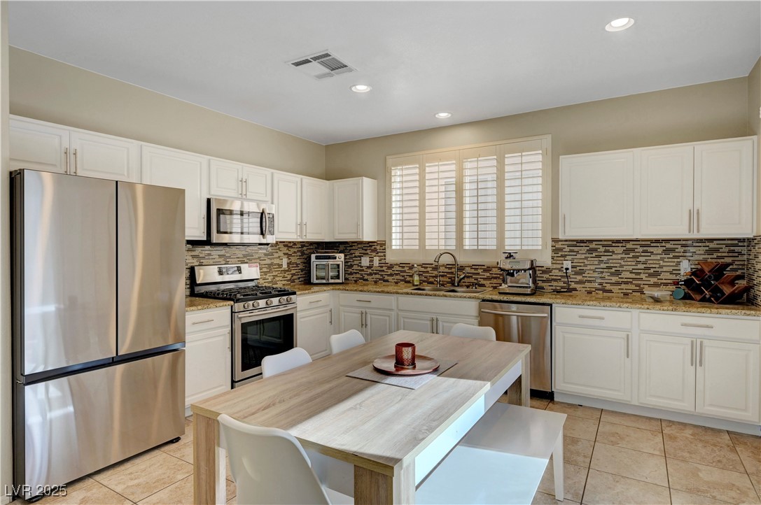 185 Oella Ridge Court Henderson, NV 89012 - Photo 18 of 48