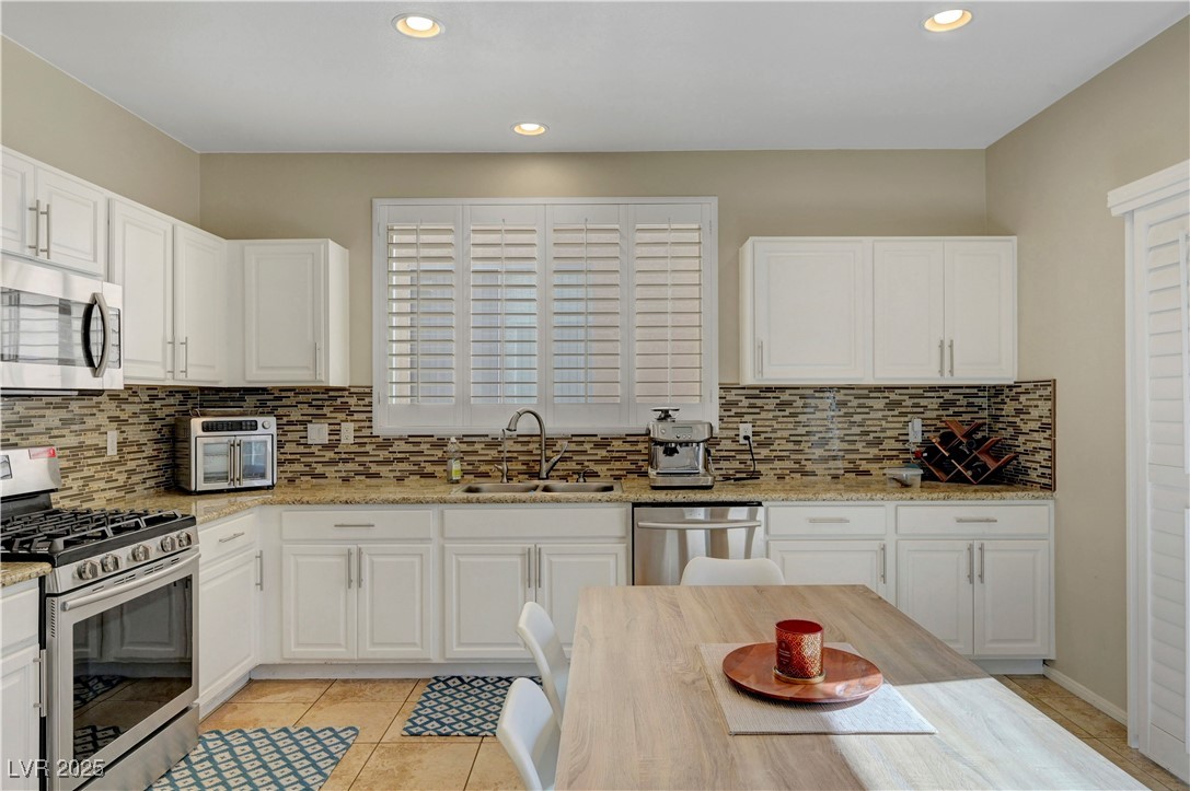 185 Oella Ridge Court Henderson, NV 89012 - Photo 20 of 48