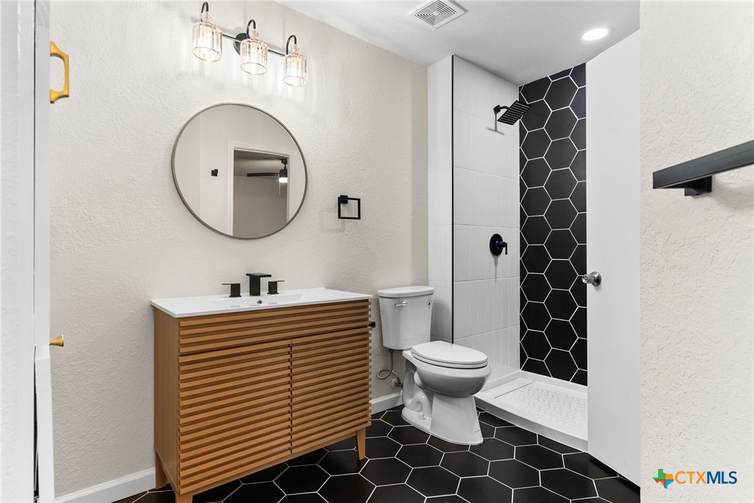 2013 Hinkle Avenue Killeen, TX 76549 - Photo 8 of 13