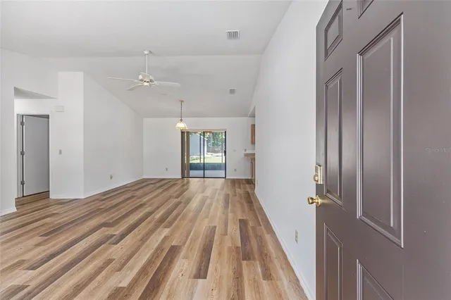 $2,000 | 6057 Southeast 39th Avenue, Ocala, FL 34480