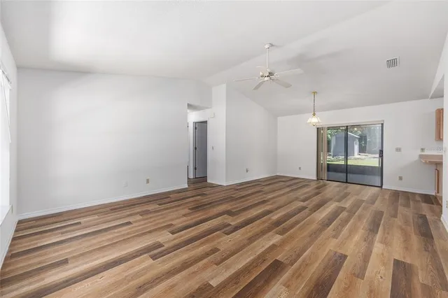 $2,000 | 6057 Southeast 39th Avenue, Ocala, FL 34480