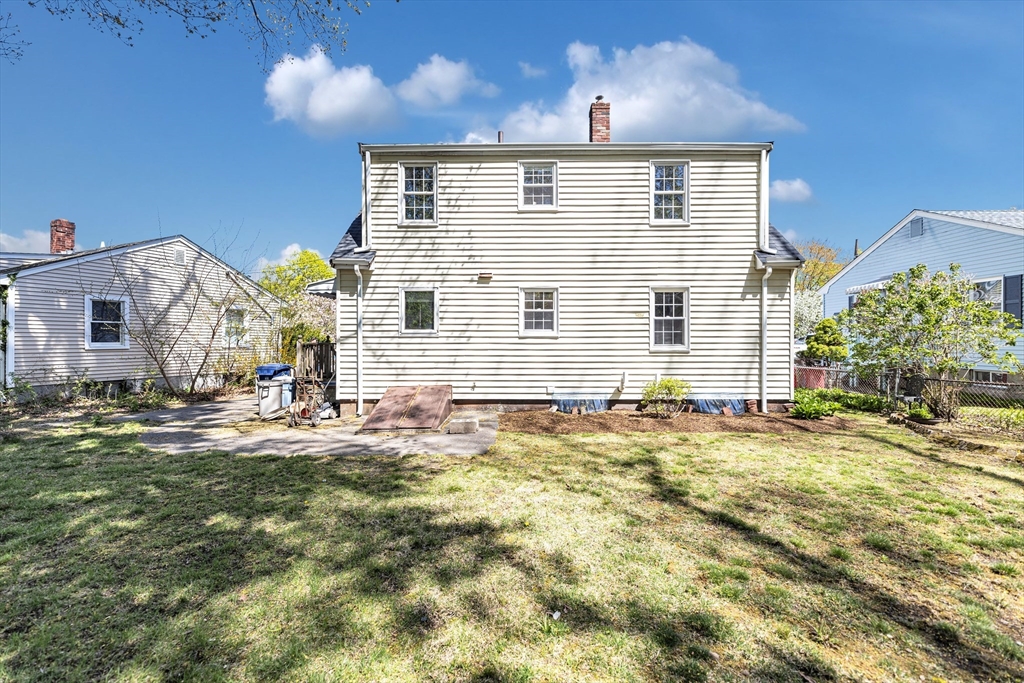26 Arborfield Road Boston, MA 02131 - Photo 18 of 24 Gallery Image 18