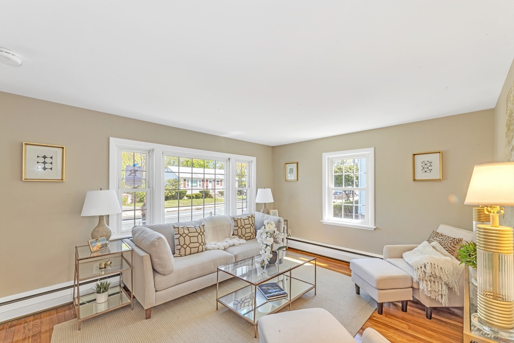 26 Arborfield Road Boston, MA 02131 - Photo 3 of 24 Gallery Image 3